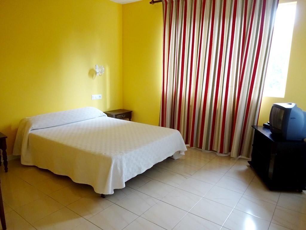 Hotel Millan Negreira Exterior foto